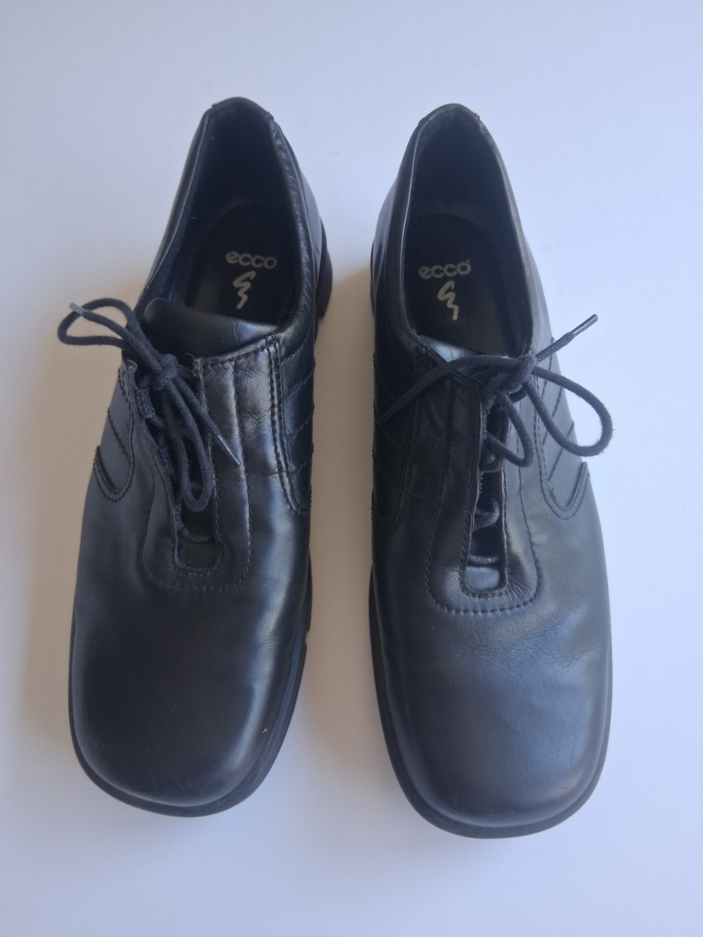 Ecco Men’s Black Leather Inner Lace-Up Casual Oxfords Rounded Toe Size 7